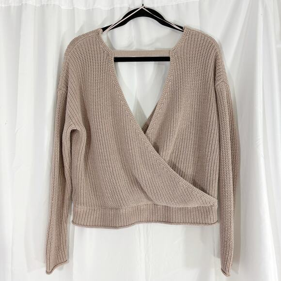 Moon & Madison Faux Wrap Sweater V-neck Beige  Loose Knit large - Picture 2 of 4